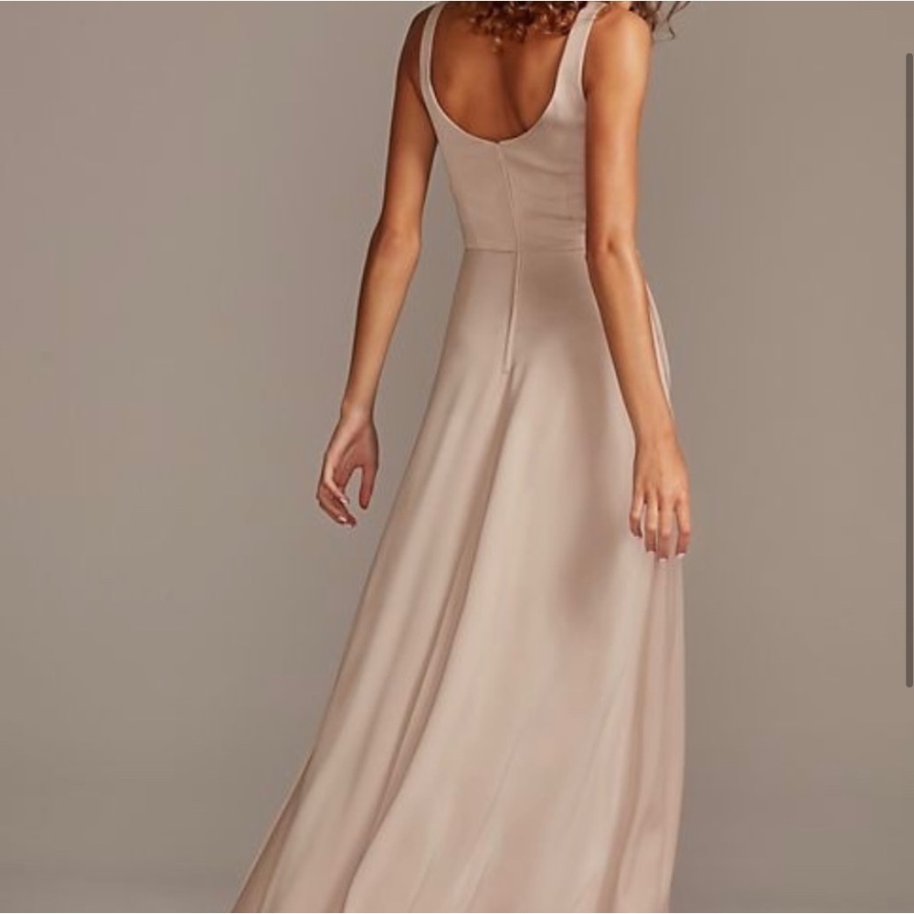 Crepe Back Satin Scoop dress, David's Bridal  A8 size.